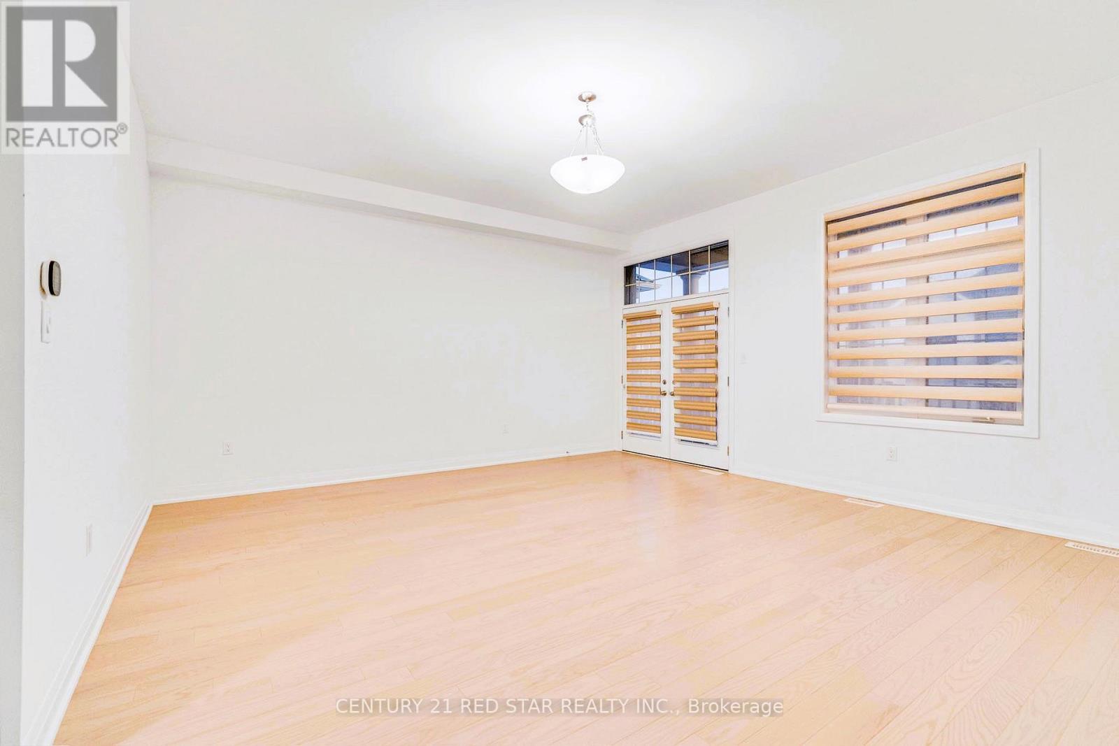 3251 Harasym Trail, Oakville, Ontario  L6M 5N6 - Photo 5 - W12996632