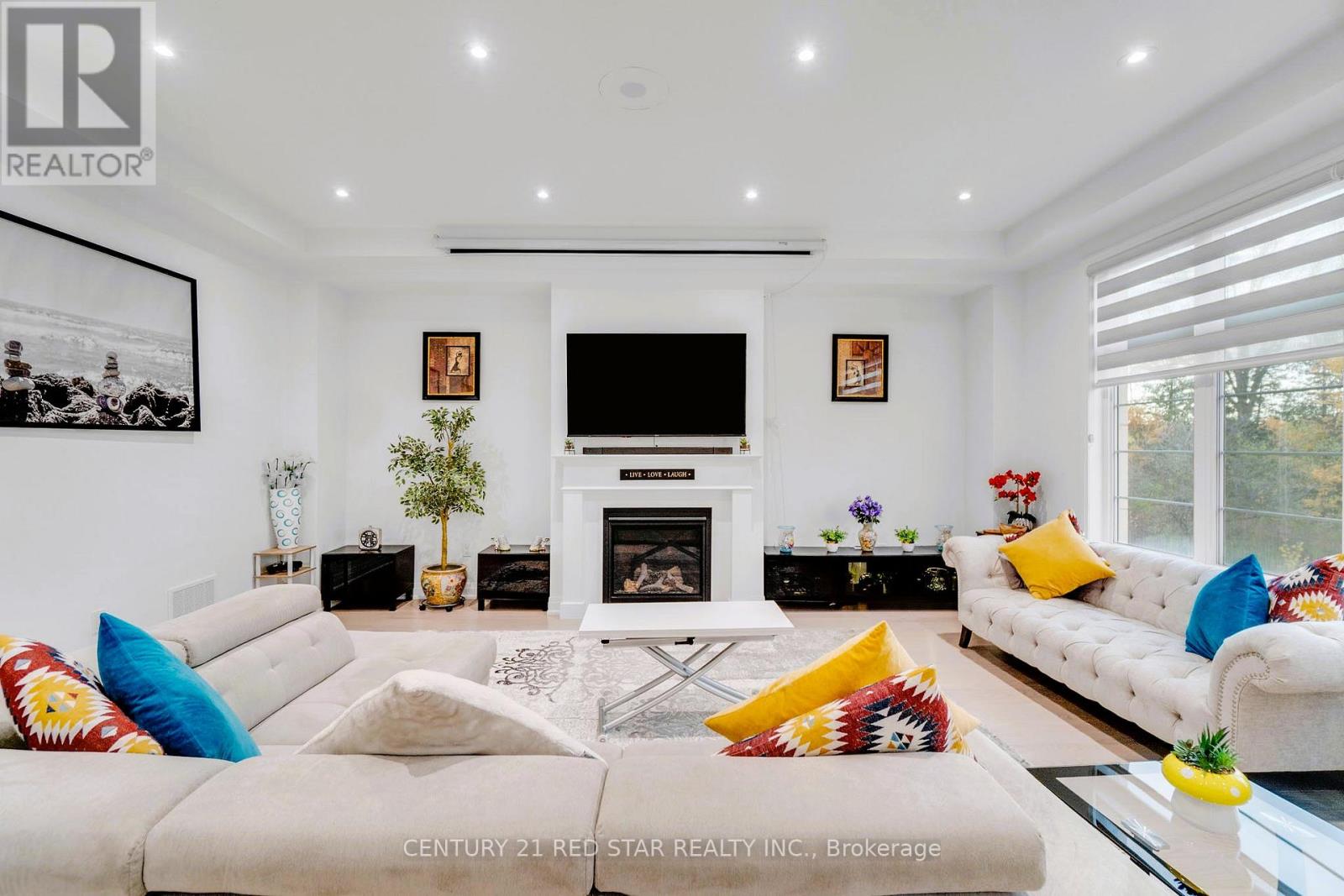 3251 Harasym Trail, Oakville, Ontario  L6M 5N6 - Photo 9 - W12996632