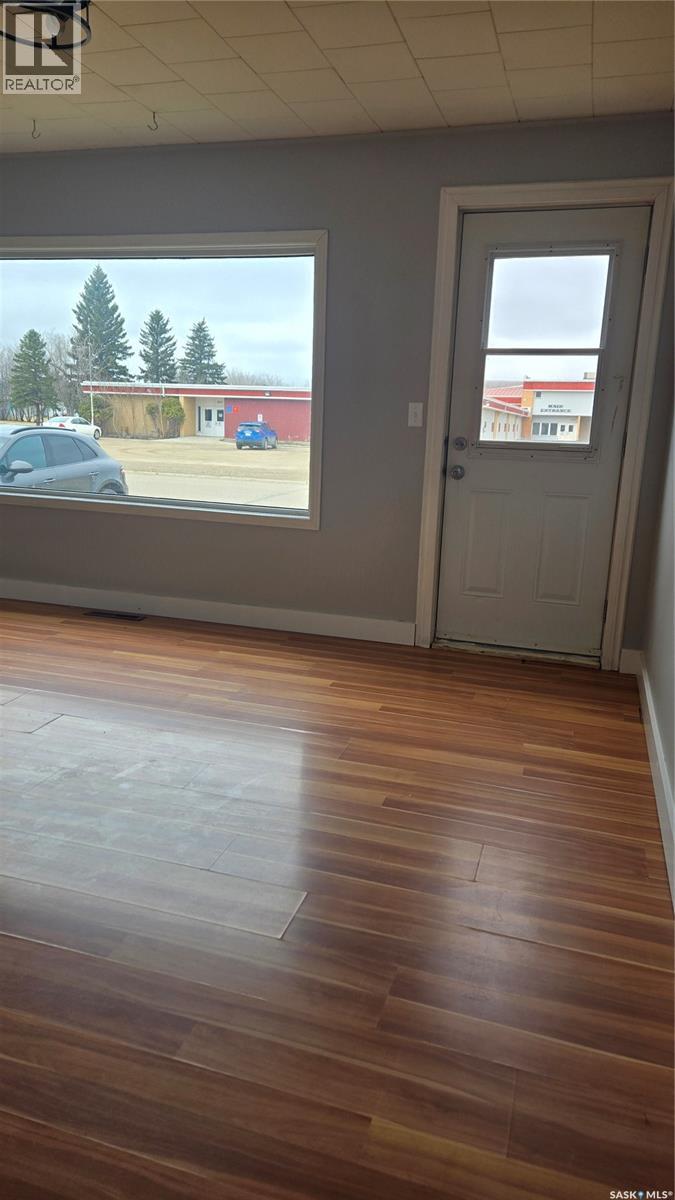 409 Wylie Avenue, Oxbow, Saskatchewan  S0C 2B0 - Photo 11 - SK029123