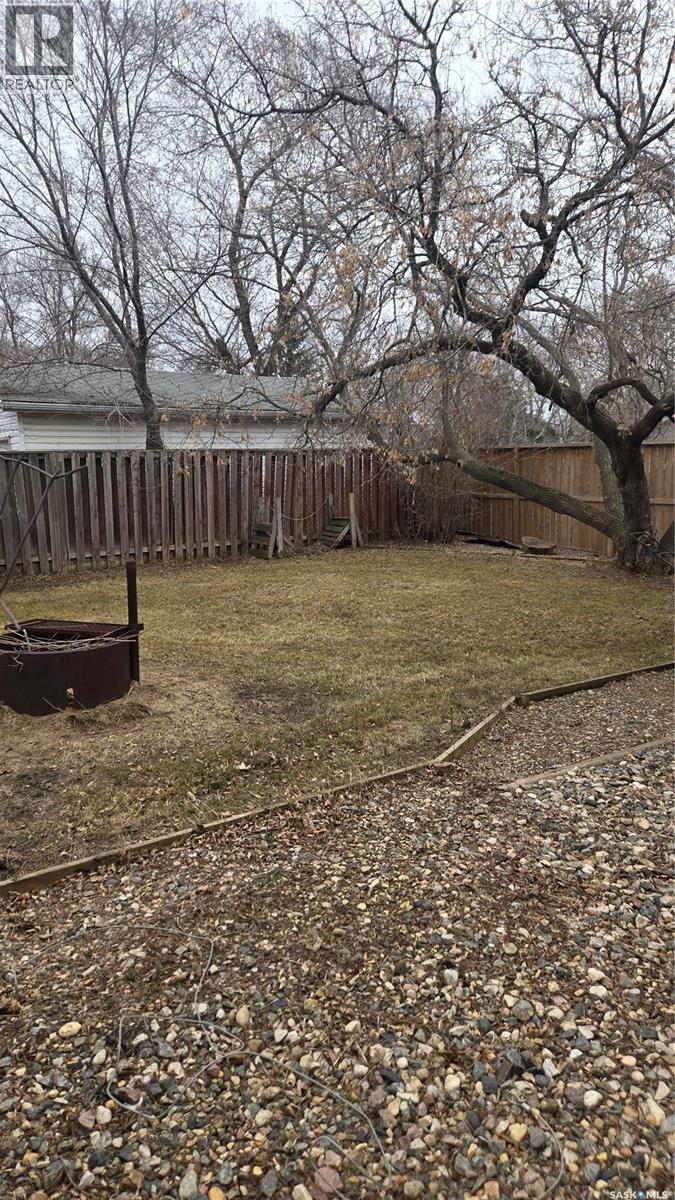 409 Wylie Avenue, Oxbow, Saskatchewan  S0C 2B0 - Photo 15 - SK029123