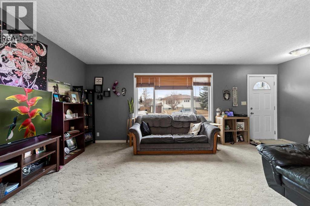 4925 49 Street, Killam, Alberta  T0B 2L0 - Photo 5 - A2301669