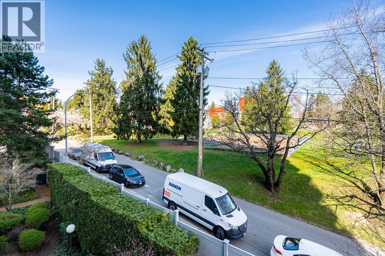 401 121 Tenth Street, New Westminster, British Columbia  V3M 3X7 - Photo 32 - R3112503