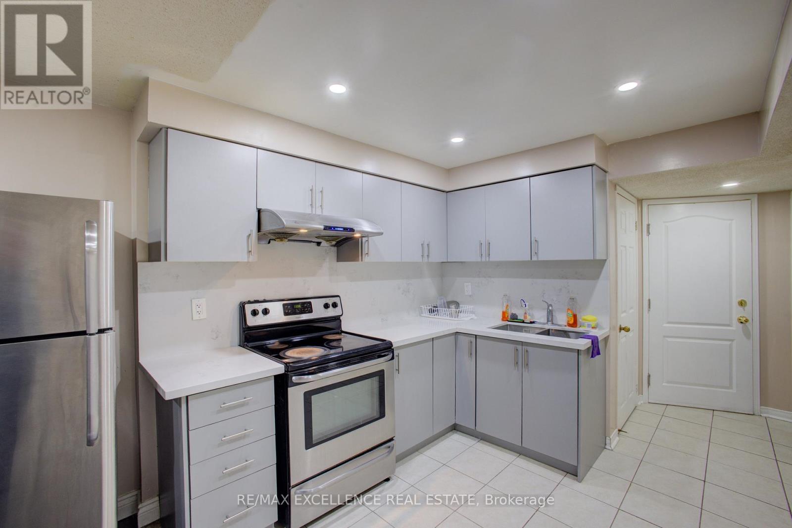 5 Wildsky Road, Brampton, Ontario  L6Y 5P6 - Photo 34 - W13010308