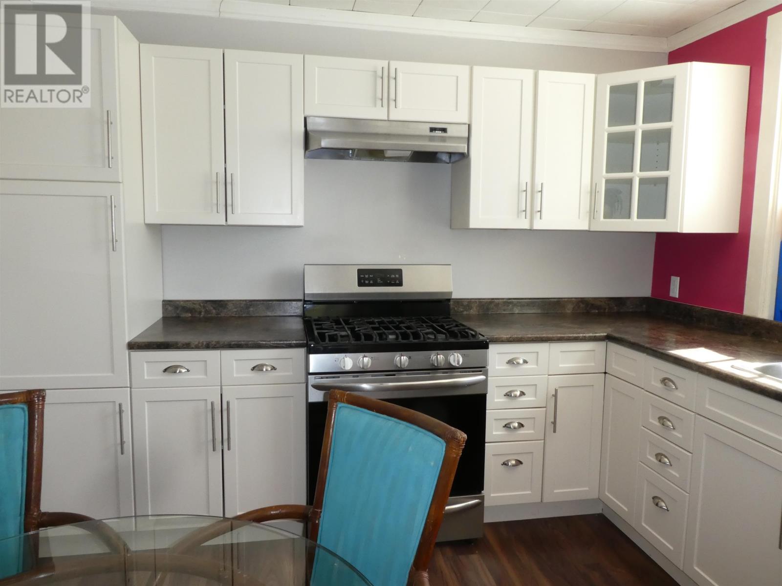 102 Cedar Cres, Longlac, Ontario  P0T 2A0 - Photo 4 - TB2600721