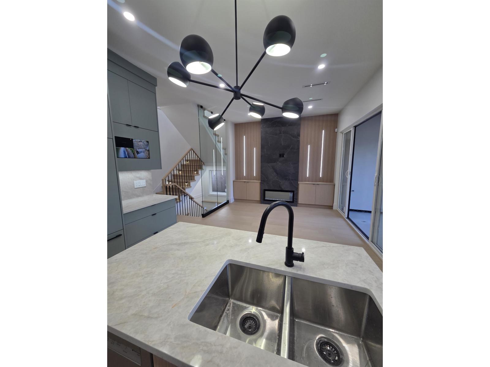 11663 89a Avenue, Delta, British Columbia  V4C 7J7 - Photo 7 - R3105799