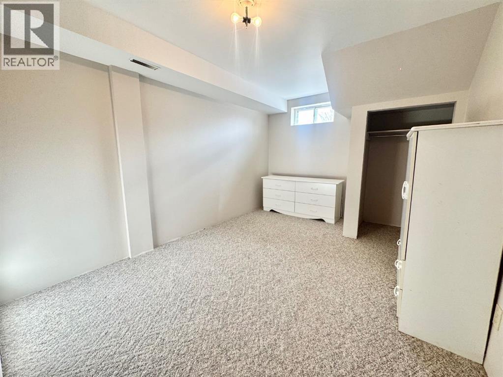 21 Tressa Street, Swan Hills, Alberta  T0G 2C0 - Photo 13 - A2286176