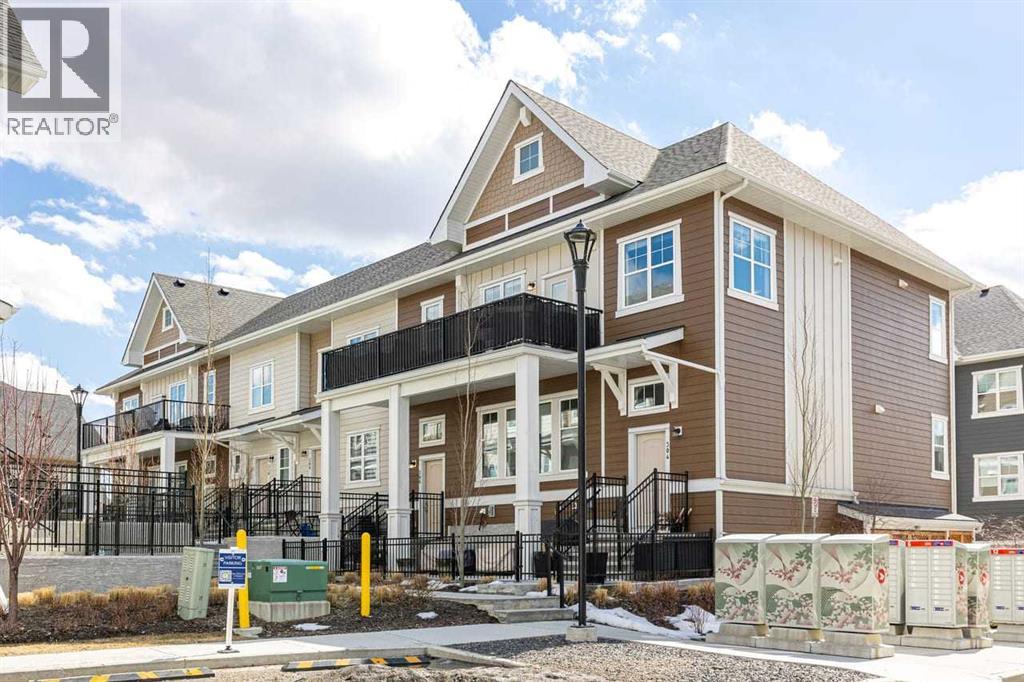 306 Cranbrook Walk SE, Calgary, Alberta