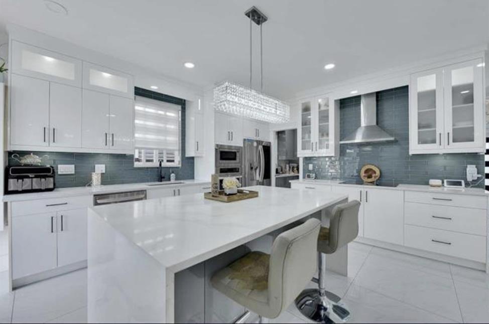 8825 131 Street, Surrey, British Columbia  V3V 0A8 - Photo 9 - R3112300