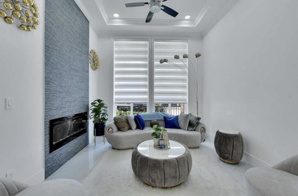 8825 131 Street, Surrey, British Columbia  V3V 0A8 - Photo 3 - R3112300