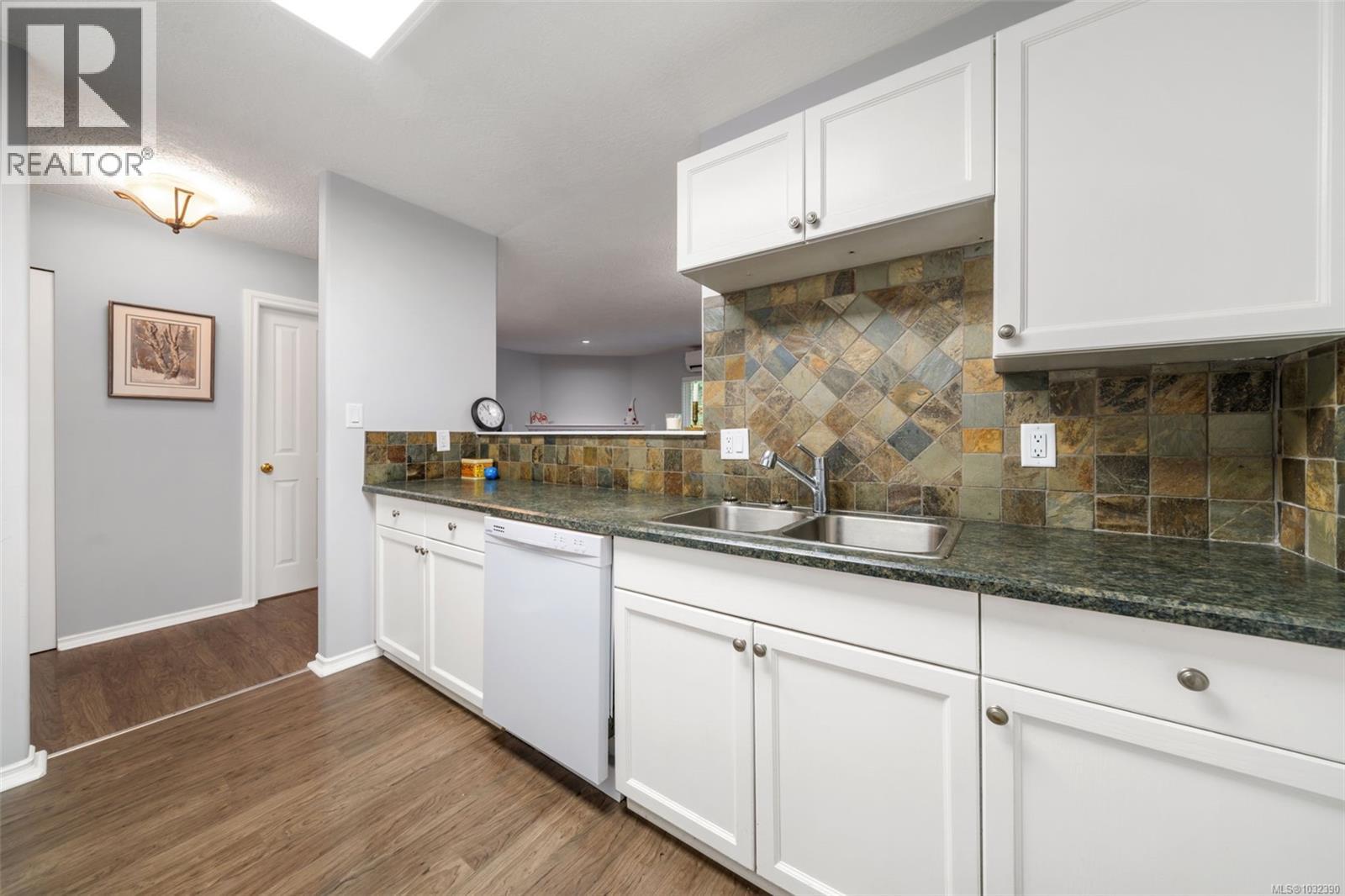 8 300 Grosskleg Way, Lake Cowichan, British Columbia  V0R 2G0 - Photo 15 - 1032390