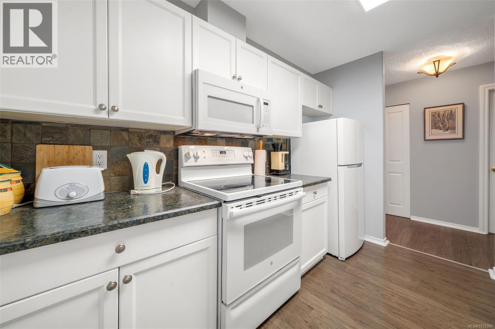 8 300 Grosskleg Way, Lake Cowichan, British Columbia  V0R 2G0 - Photo 16 - 1032390