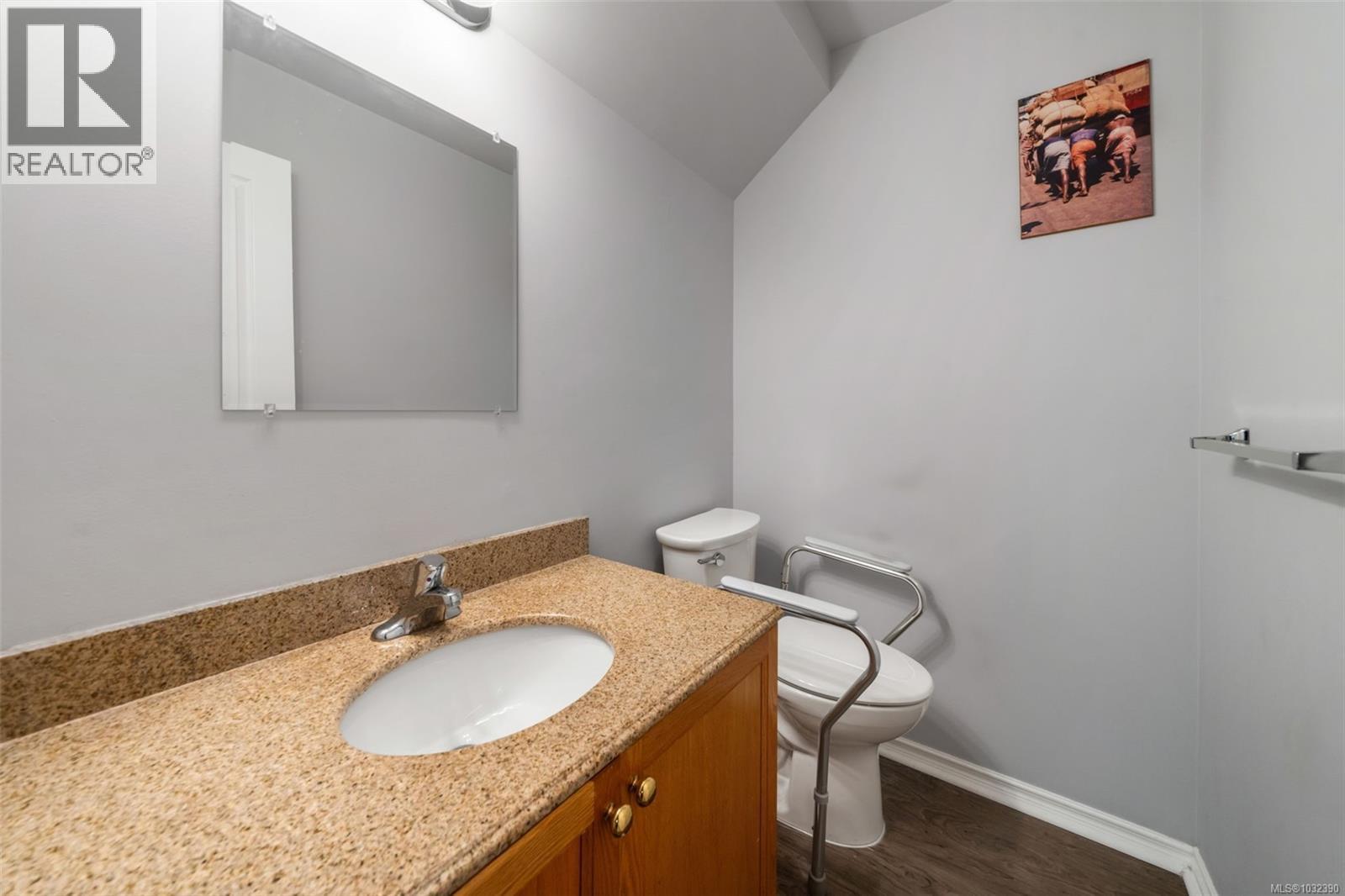 8 300 Grosskleg Way, Lake Cowichan, British Columbia  V0R 2G0 - Photo 18 - 1032390