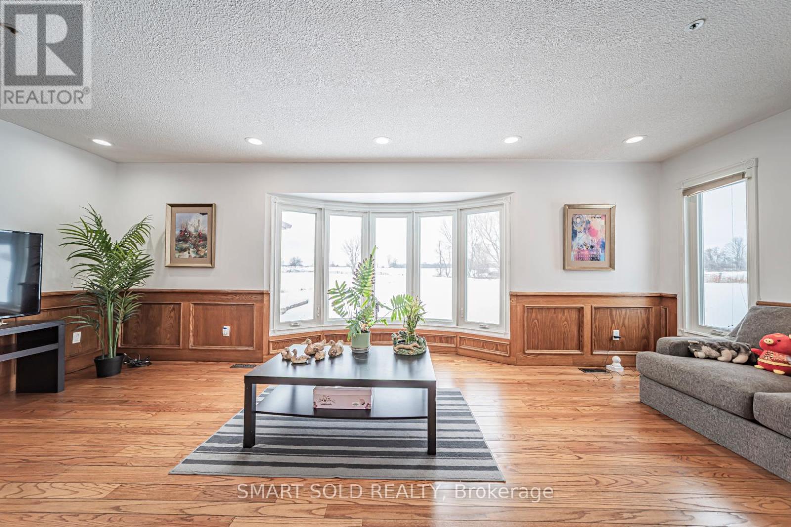 1008 Mount Albert Road, East Gwillimbury, Ontario  L0G 1V0 - Photo 13 - N12791010