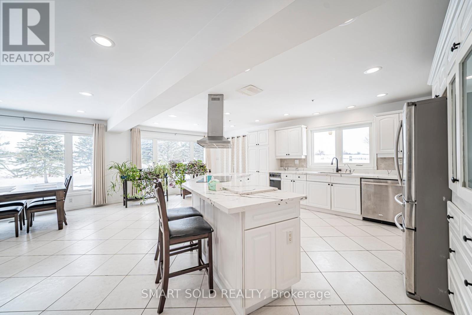 1008 Mount Albert Road, East Gwillimbury, Ontario  L0G 1V0 - Photo 7 - N12791010