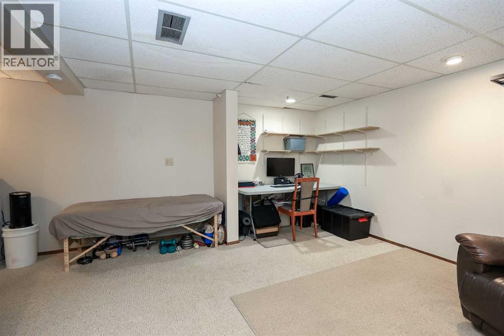 4605 44 Street, Red Deer, Alberta  T4N 6S7 - Photo 33 - A2302621