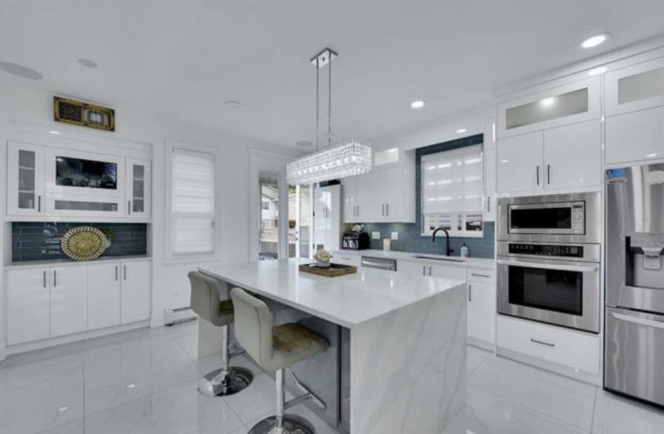 8825 131 Street, Surrey, British Columbia  V3V 0A8 - Photo 12 - R3112300