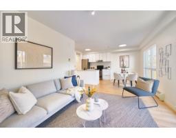 311 1033 ST. GEORGES AVENUE, North Vancouver, British Columbia