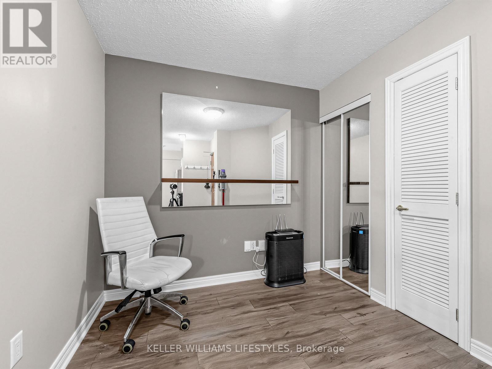 510 - 100 Hayden Street, Toronto, Ontario  M4Y 3C7 - Photo 5 - C13010362