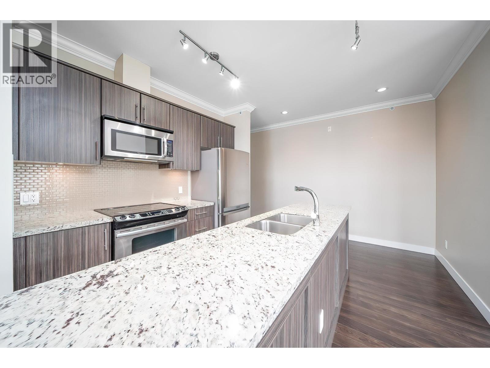 403 6888 Royal Oak Avenue, Burnaby, British Columbia  V5J 4J2 - Photo 7 - R3112201