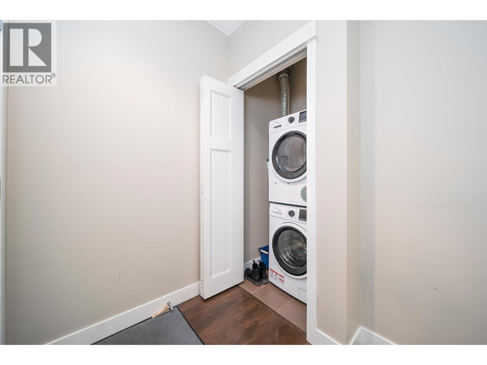 403 6888 Royal Oak Avenue, Burnaby, British Columbia  V5J 4J2 - Photo 16 - R3112201