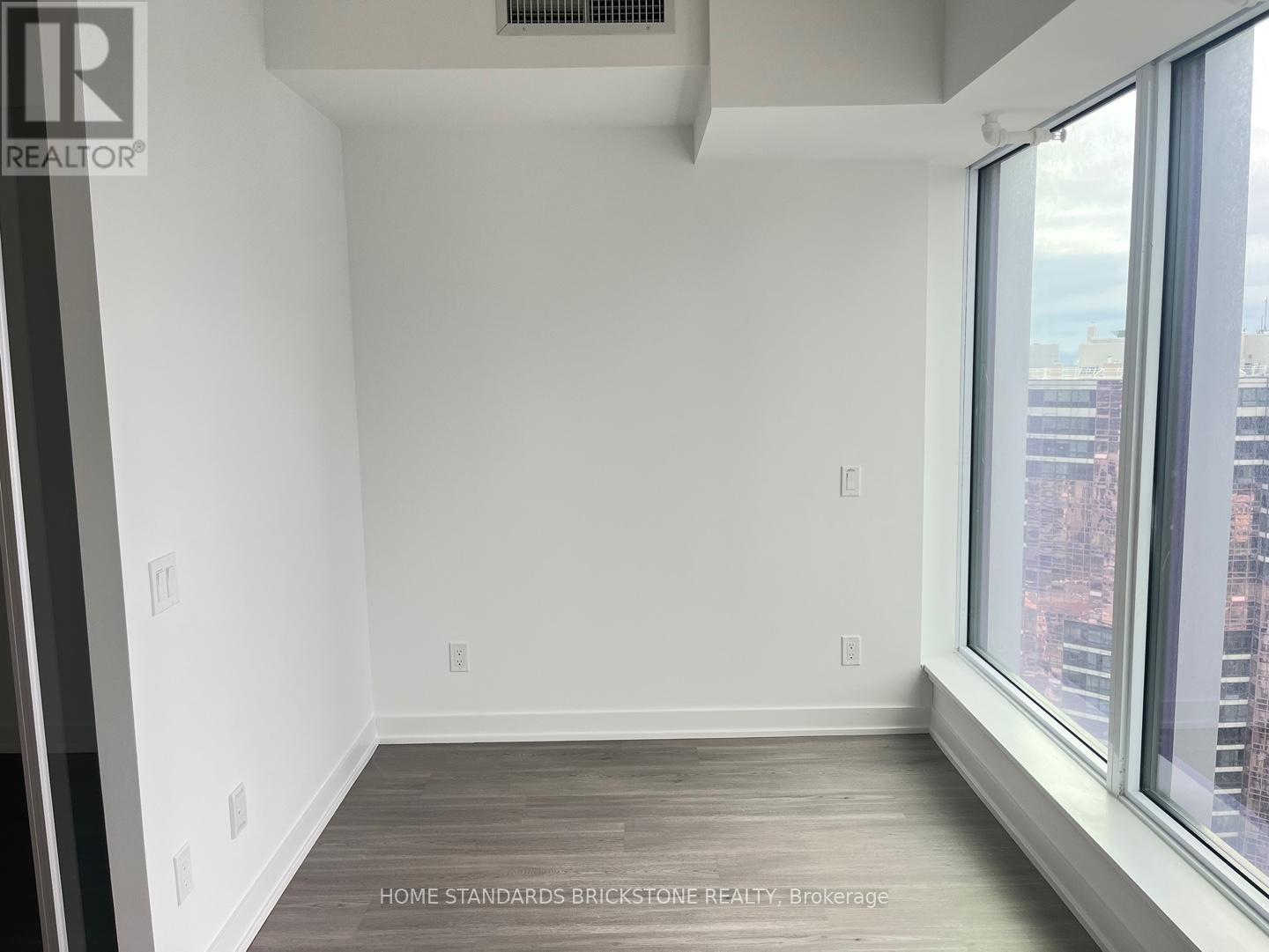 4005 - 8 Wellesley West Street, Toronto, Ontario  M4Y 0J5 - Photo 16 - C13010360