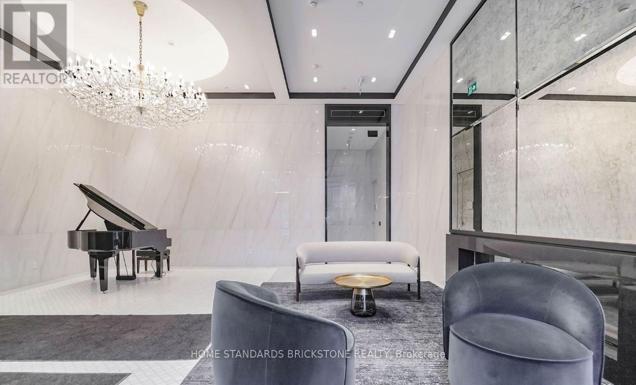 4005 - 8 Wellesley West Street, Toronto, Ontario  M4Y 0J5 - Photo 3 - C13010360