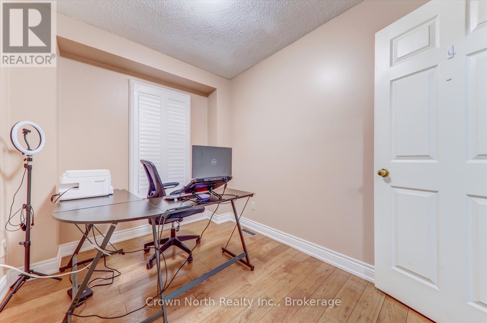 17 Plumrose Boulevard, Toronto, Ontario  M1E 5E8 - Photo 13 - E13010356