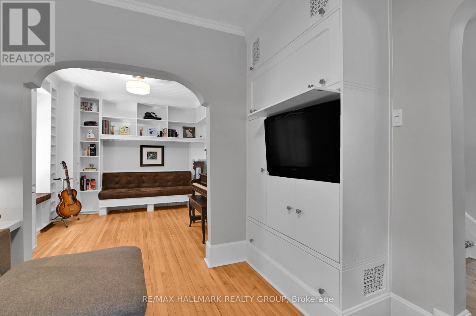 280 Flora Street, Ottawa, Ontario  K1R 5S3 - Photo 5 - X12947322