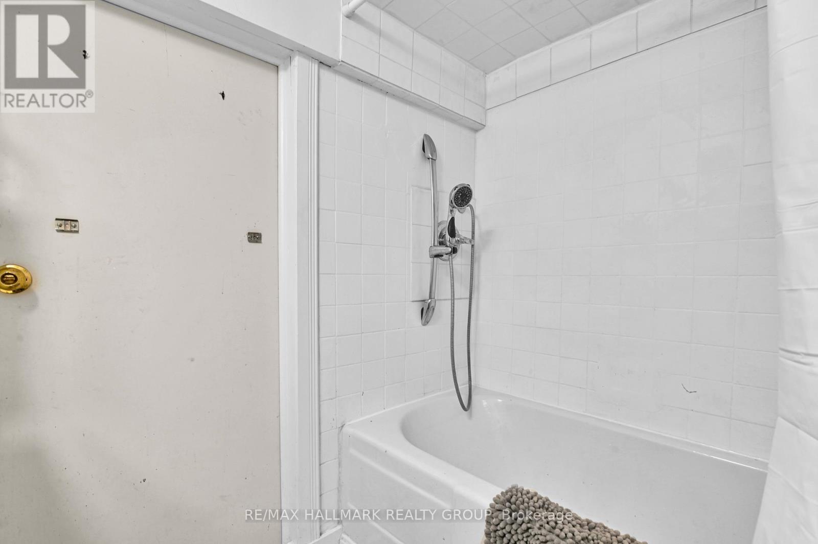 280 Flora Street, Ottawa, Ontario  K1R 5S3 - Photo 27 - X12947322