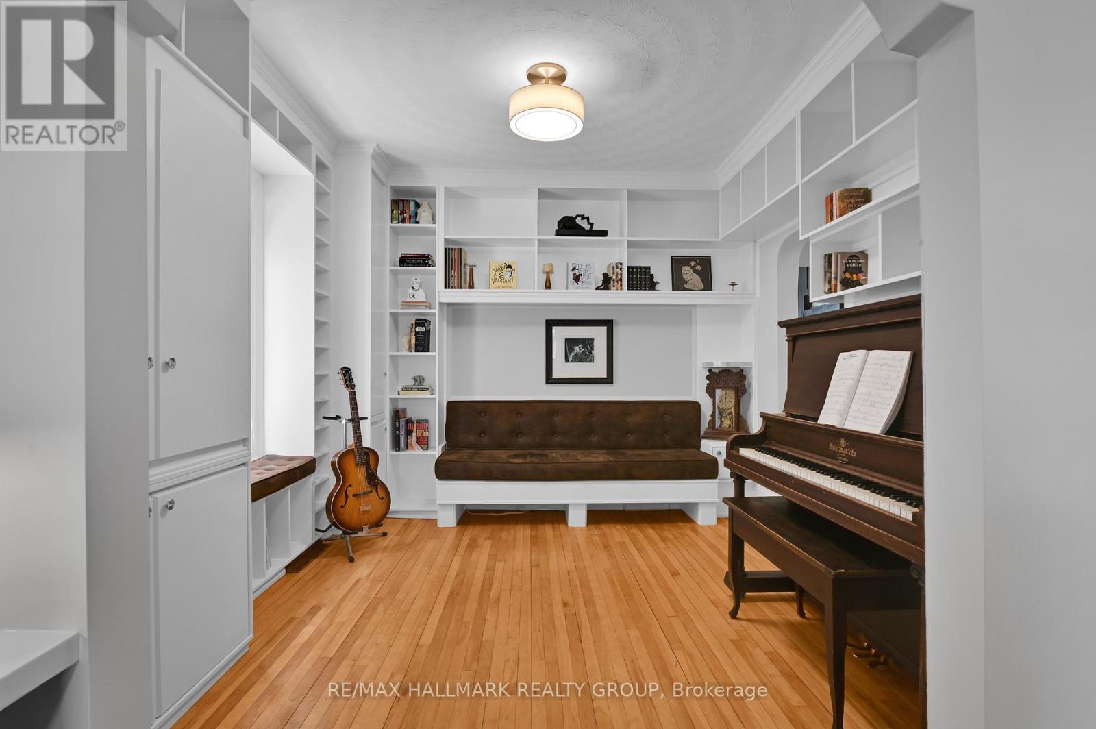 280 Flora Street, Ottawa, Ontario  K1R 5S3 - Photo 7 - X12947322