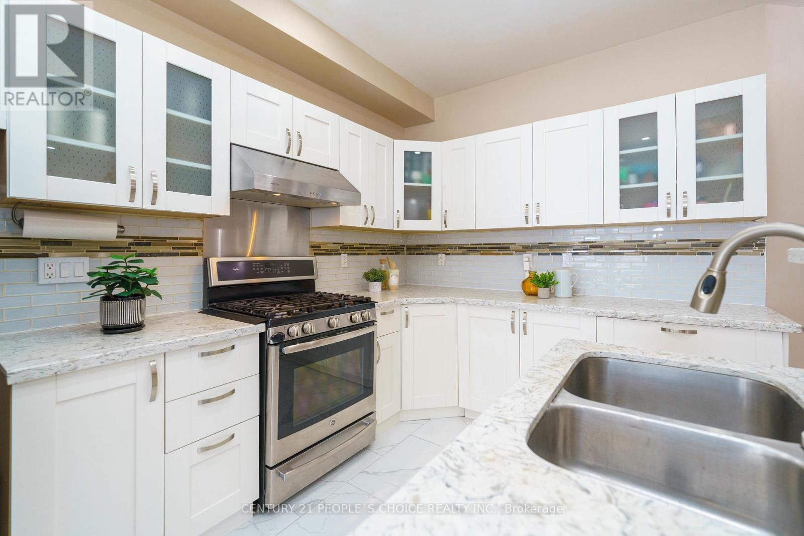 2296 Owlridge Drive, Oakville, Ontario  L6M 3V4 - Photo 15 - W13010348