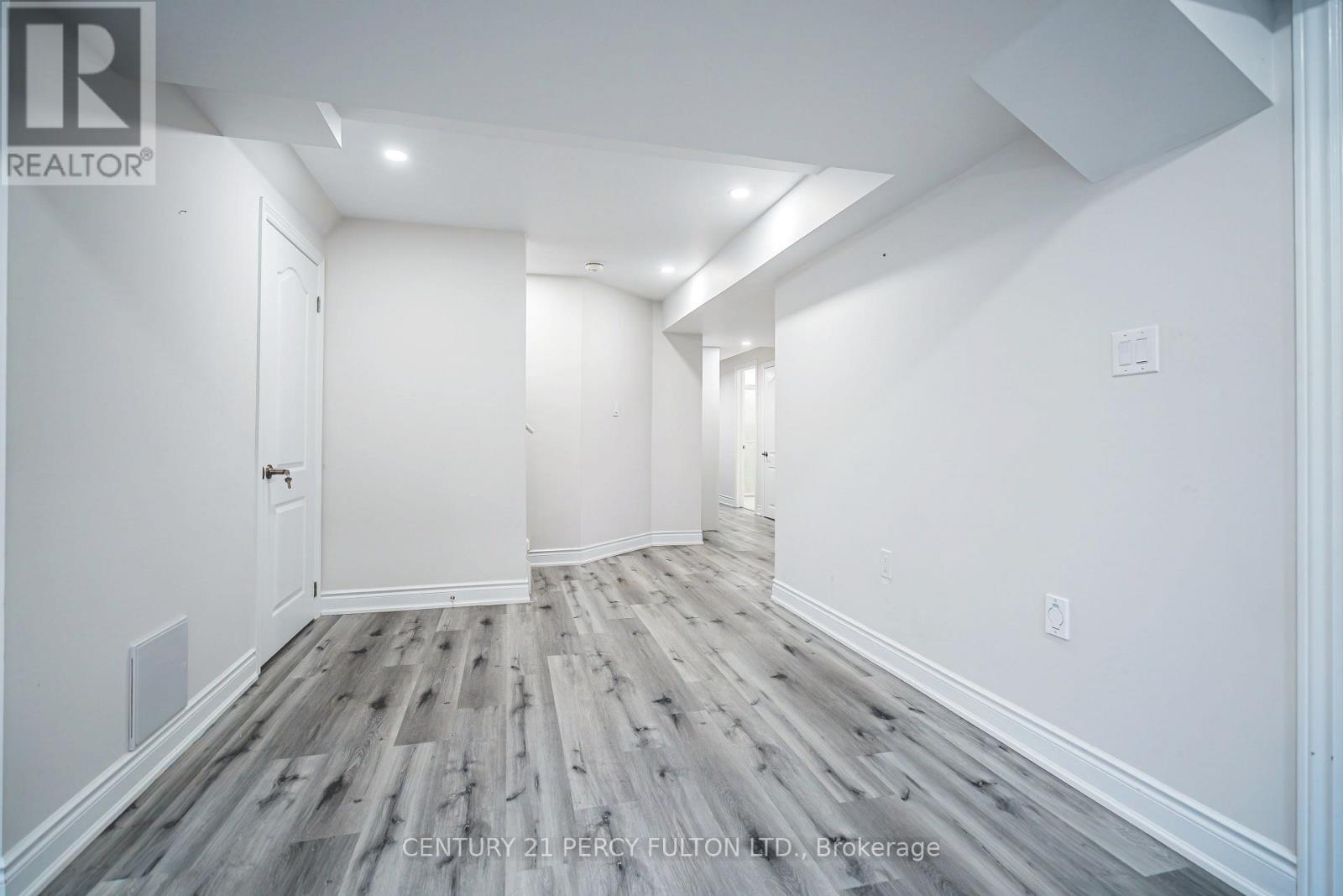 26 Gabrielle Drive, Brampton, Ontario  L7A 2A2 - Photo 13 - W13010350