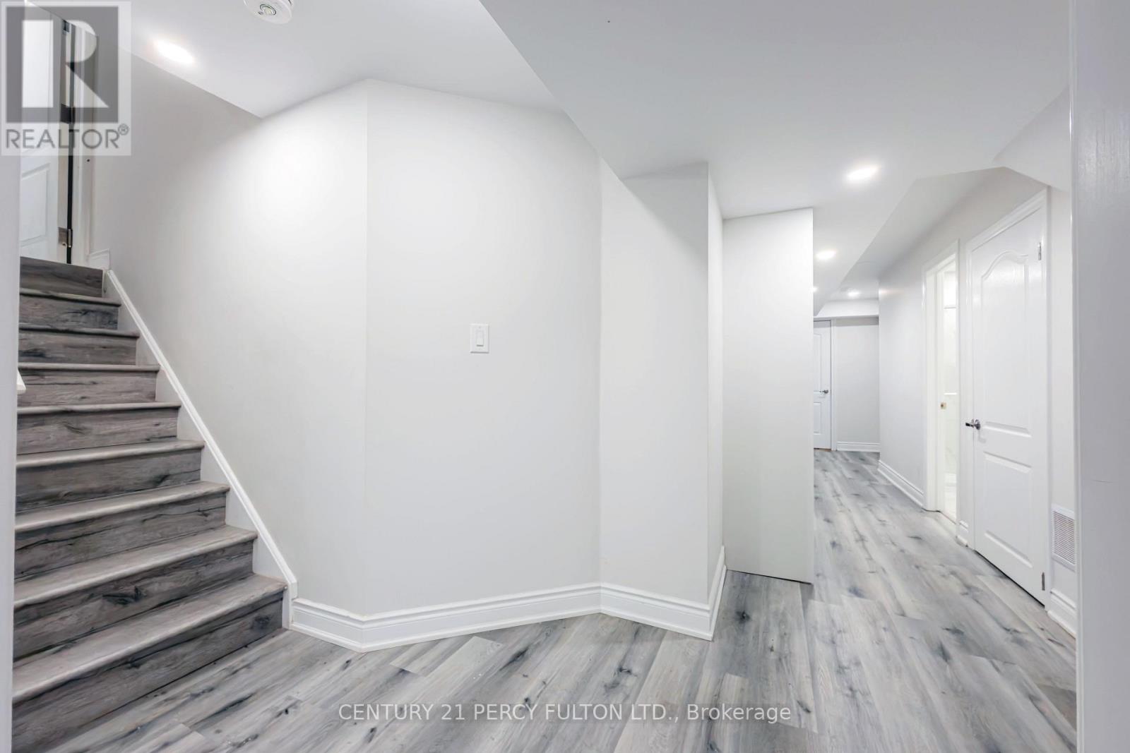 26 Gabrielle Drive, Brampton, Ontario  L7A 2A2 - Photo 14 - W13010350