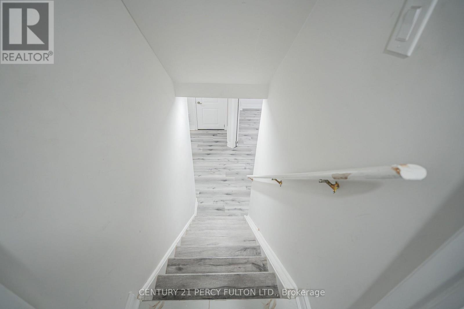 26 Gabrielle Drive, Brampton, Ontario  L7A 2A2 - Photo 6 - W13010350