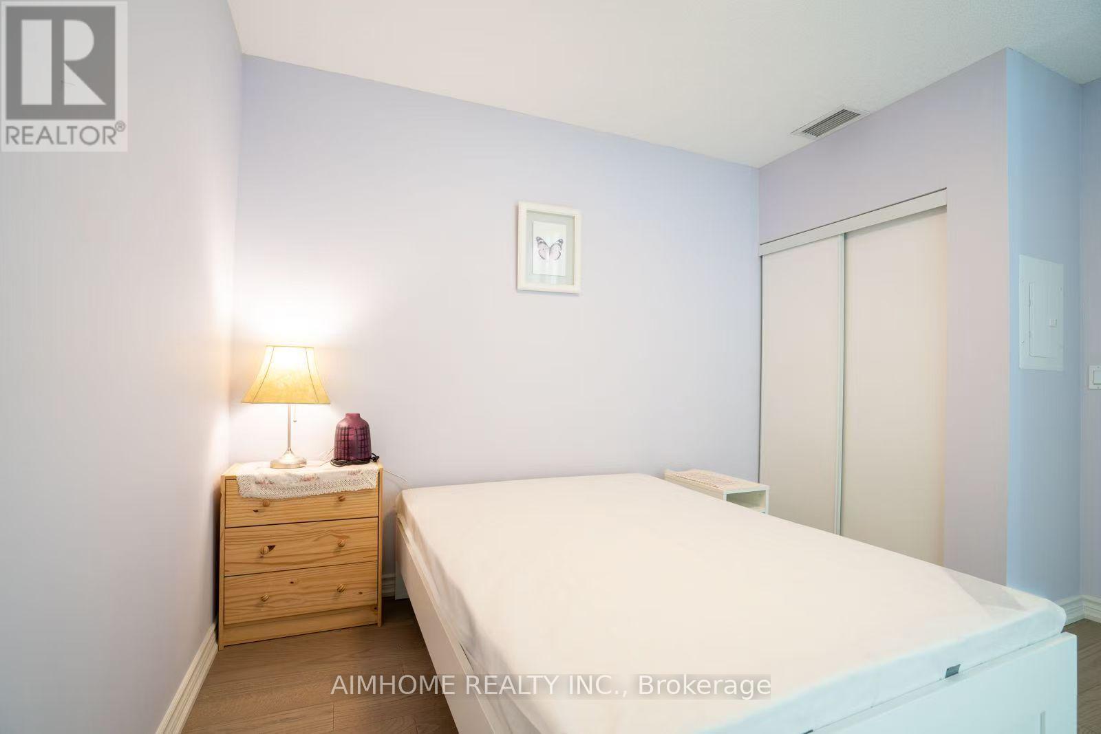 1208 - 2240 Lakeshore Boulevard W, Toronto, Ontario  M8V 0B1 - Photo 11 - W13010372