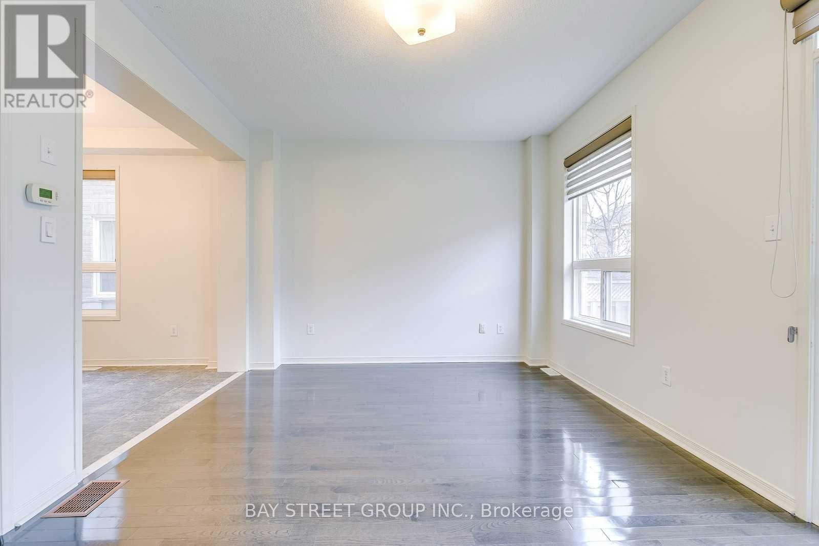 2278 Stone Glen Crescent, Oakville, Ontario  L6M 0C8 - Photo 10 - W13010386