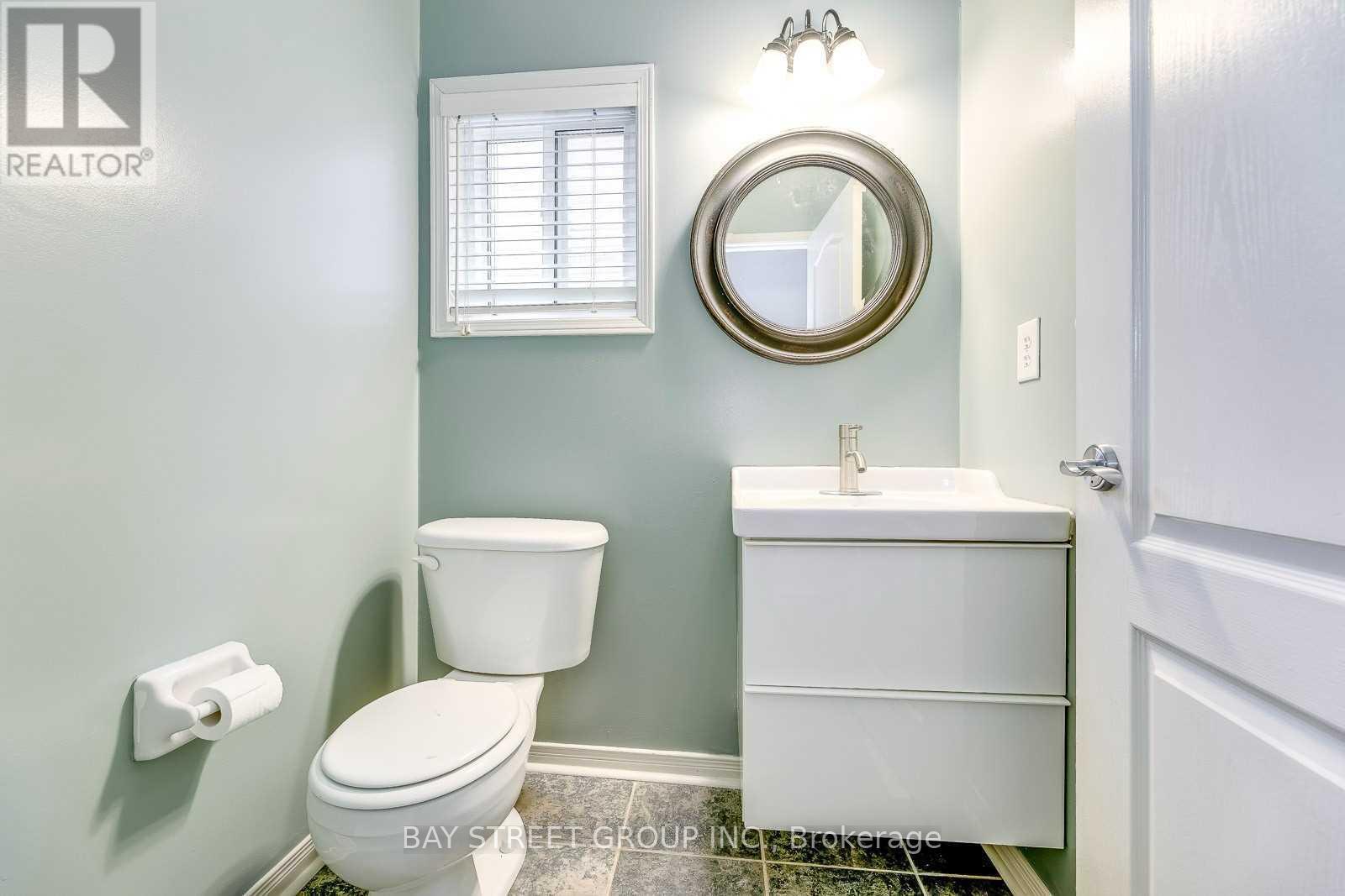 2278 Stone Glen Crescent, Oakville, Ontario  L6M 0C8 - Photo 13 - W13010386