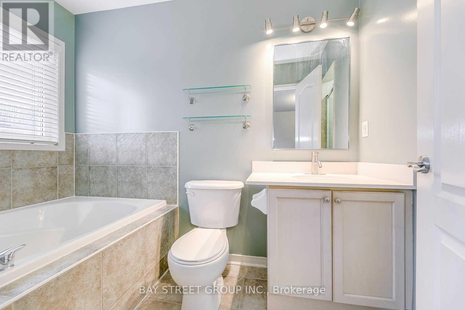 2278 Stone Glen Crescent, Oakville, Ontario  L6M 0C8 - Photo 23 - W13010386