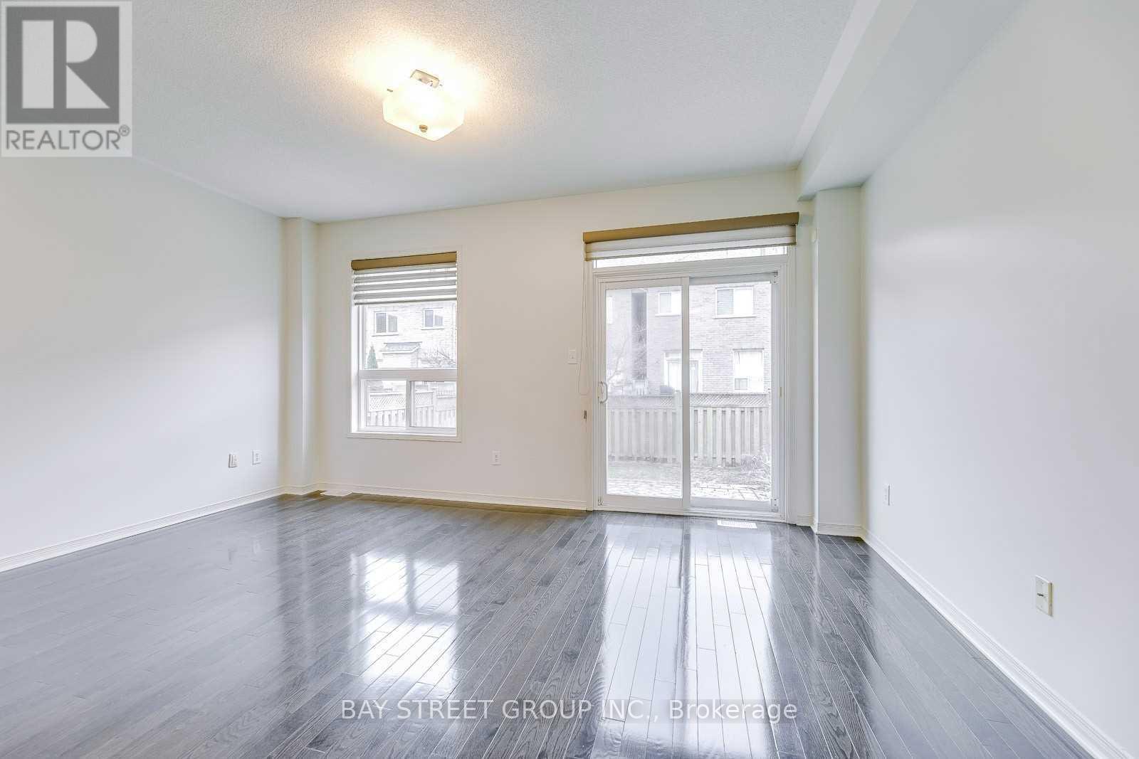 2278 Stone Glen Crescent, Oakville, Ontario  L6M 0C8 - Photo 9 - W13010386