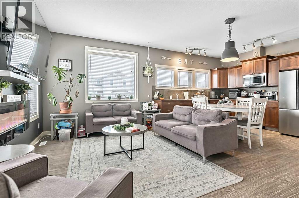 14 Sunrise Crescent Ne, High River, Alberta  T1V 1B9 - Photo 6 - A2293456