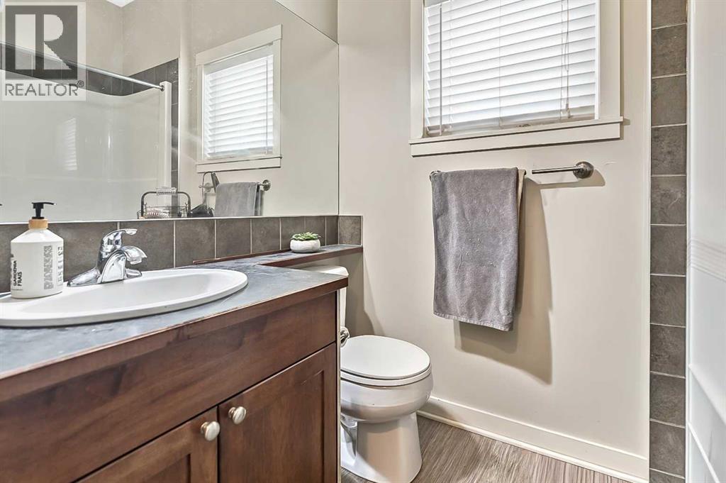 14 Sunrise Crescent Ne, High River, Alberta  T1V 1B9 - Photo 14 - A2293456