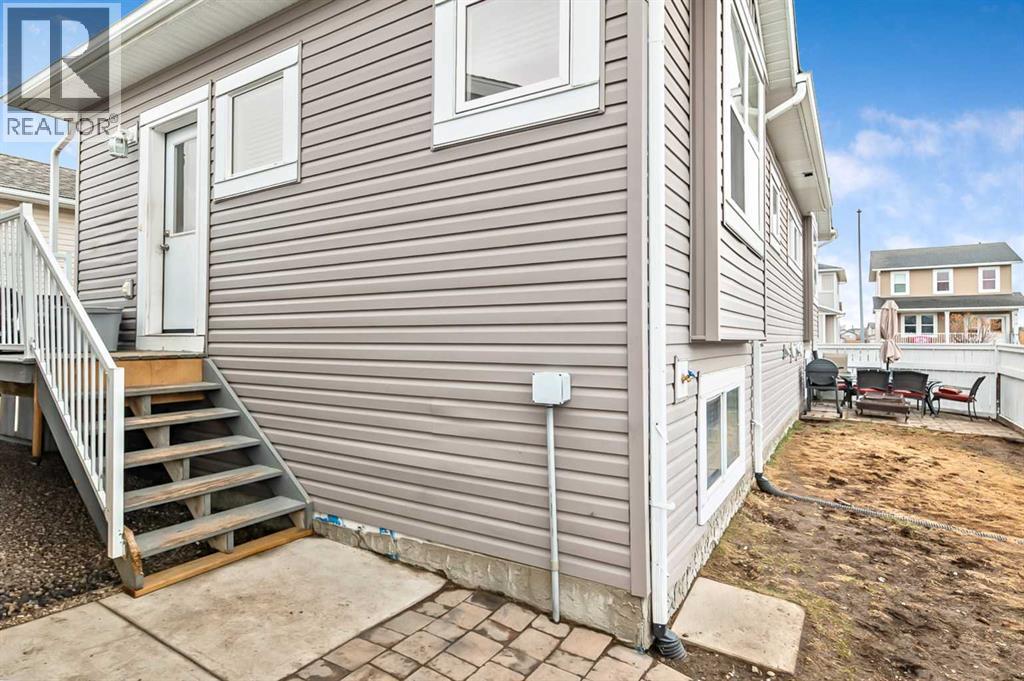 14 Sunrise Crescent Ne, High River, Alberta  T1V 1B9 - Photo 27 - A2293456