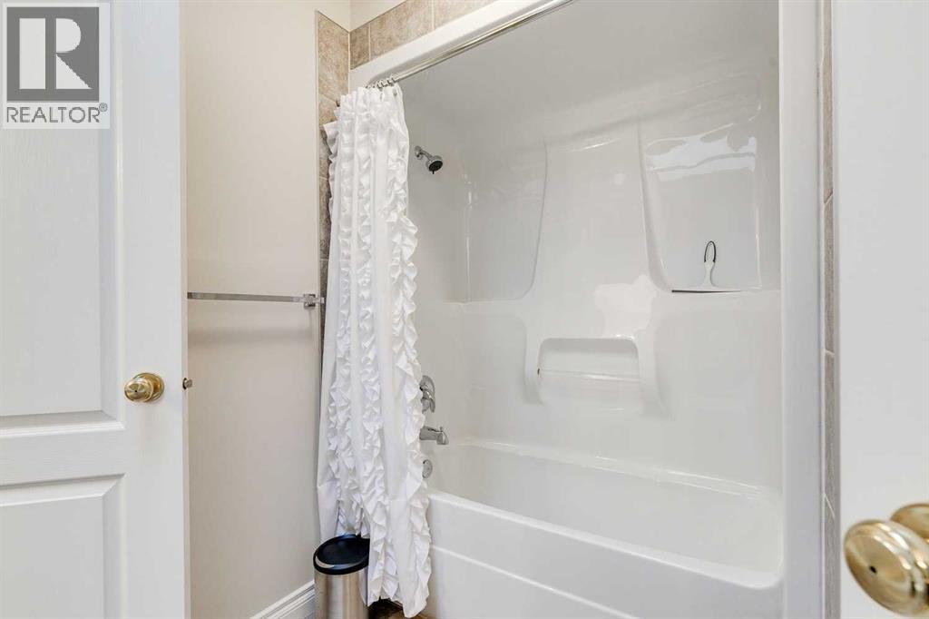 123 Springmere Place, Chestermere, Alberta  T1X 1J2 - Photo 25 - A2300356