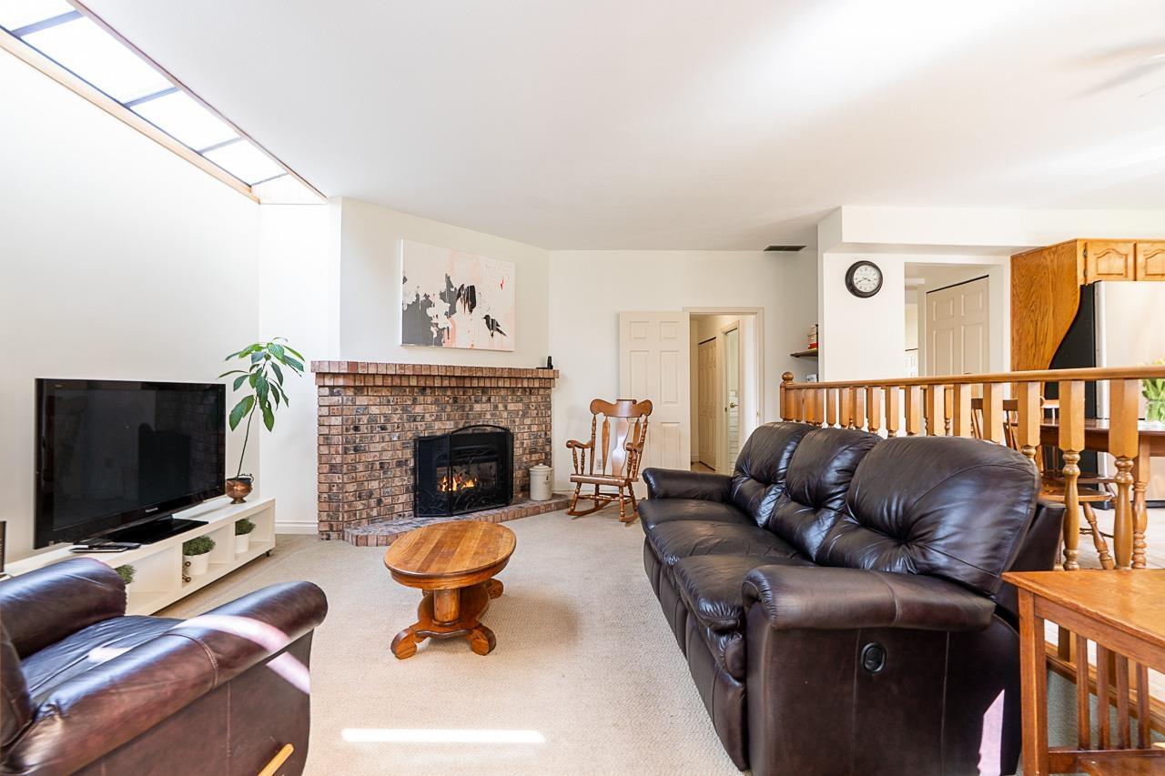 9835 158a Street, Surrey, British Columbia  V4N 2A3 - Photo 5 - R3112379