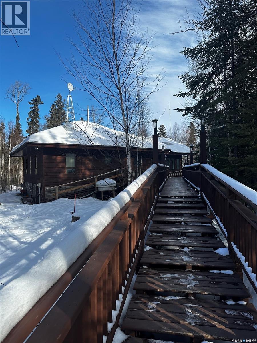 1604 Mahigan Crescent, Northern Admin District, Saskatchewan  S0J 1L0 - Photo 3 - SK032944