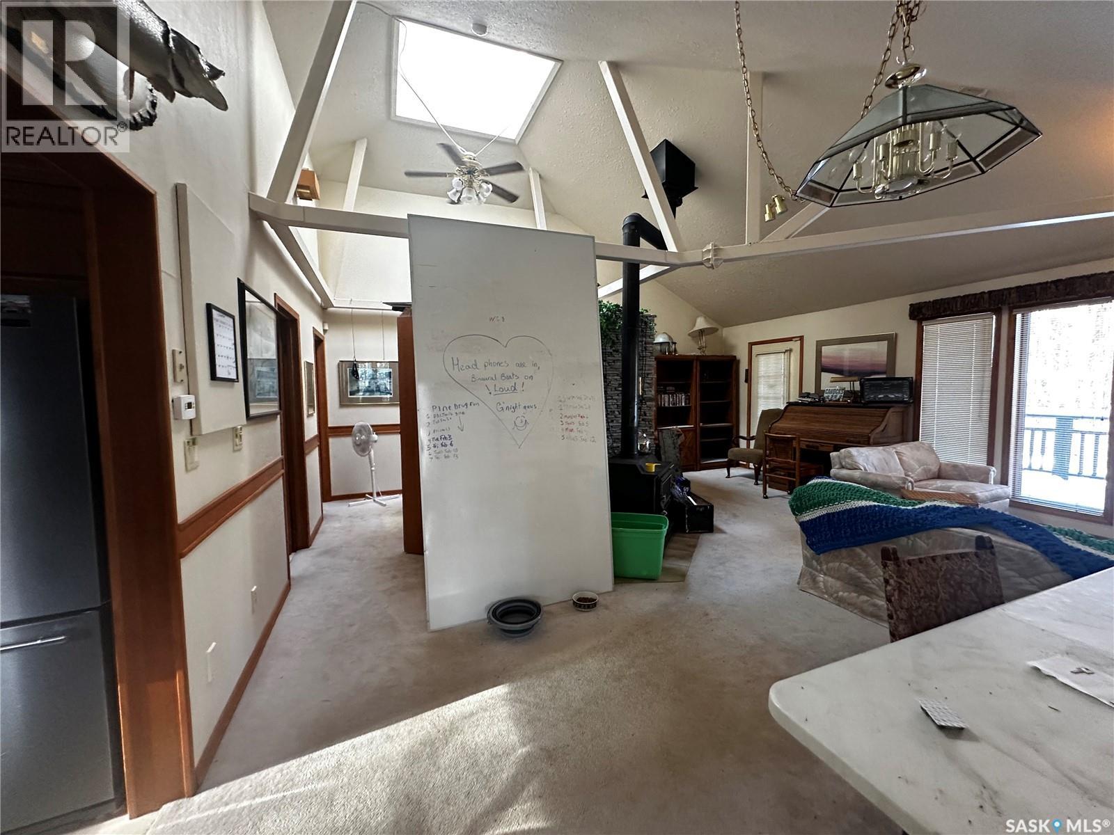 1604 Mahigan Crescent, Northern Admin District, Saskatchewan  S0J 1L0 - Photo 10 - SK032944