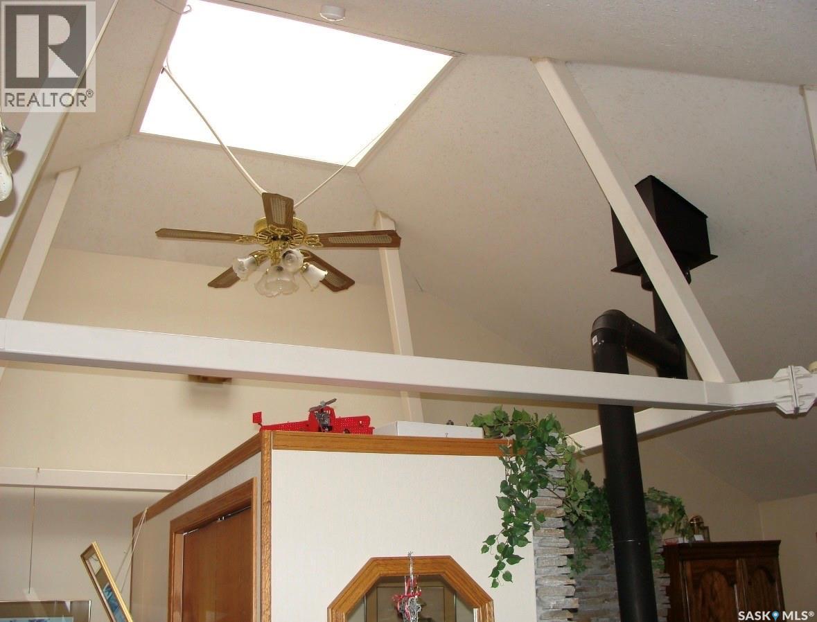 1604 Mahigan Crescent, Northern Admin District, Saskatchewan  S0J 1L0 - Photo 15 - SK032944