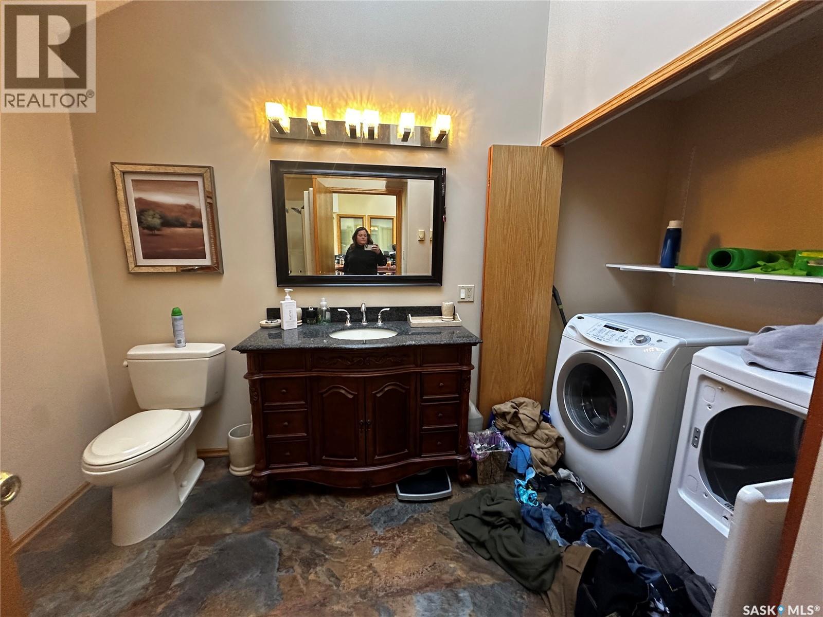 1604 Mahigan Crescent, Northern Admin District, Saskatchewan  S0J 1L0 - Photo 20 - SK032944