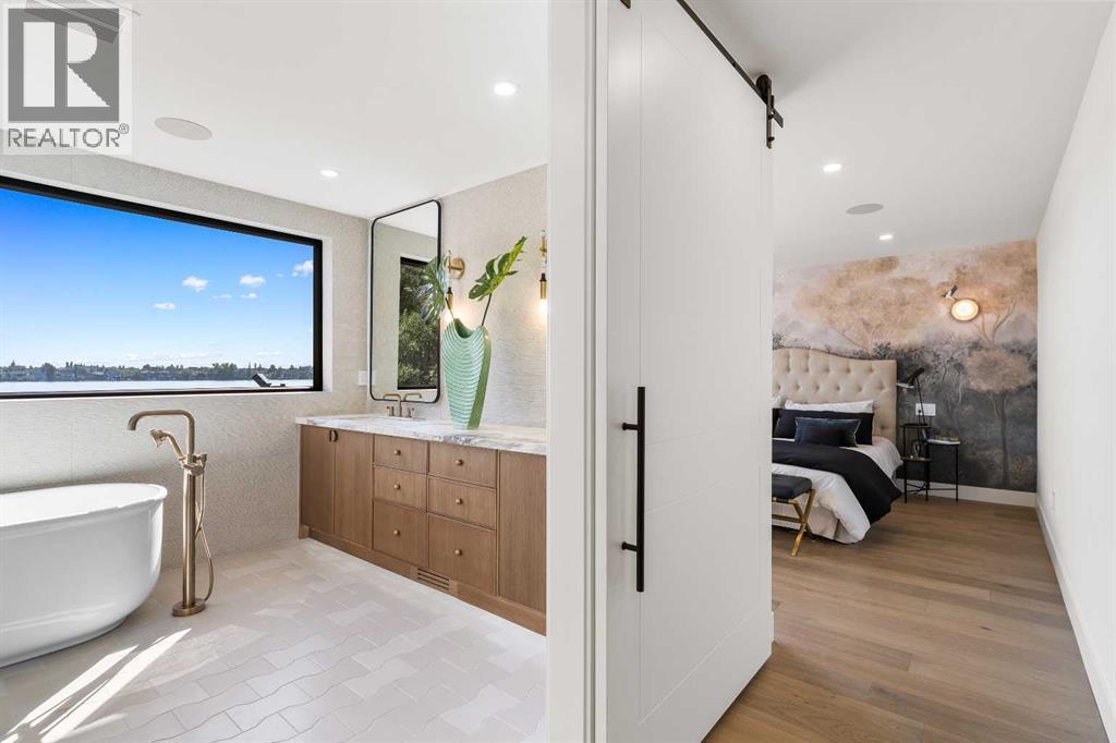 692 West Chestermere Drive, Chestermere, Alberta  T1X 1B5 - Photo 35 - A2288918