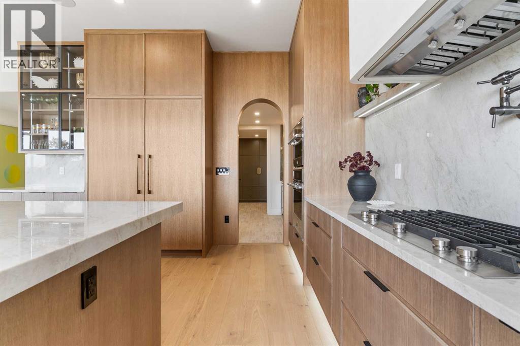 692 West Chestermere Drive, Chestermere, Alberta  T1X 1B5 - Photo 18 - A2288918